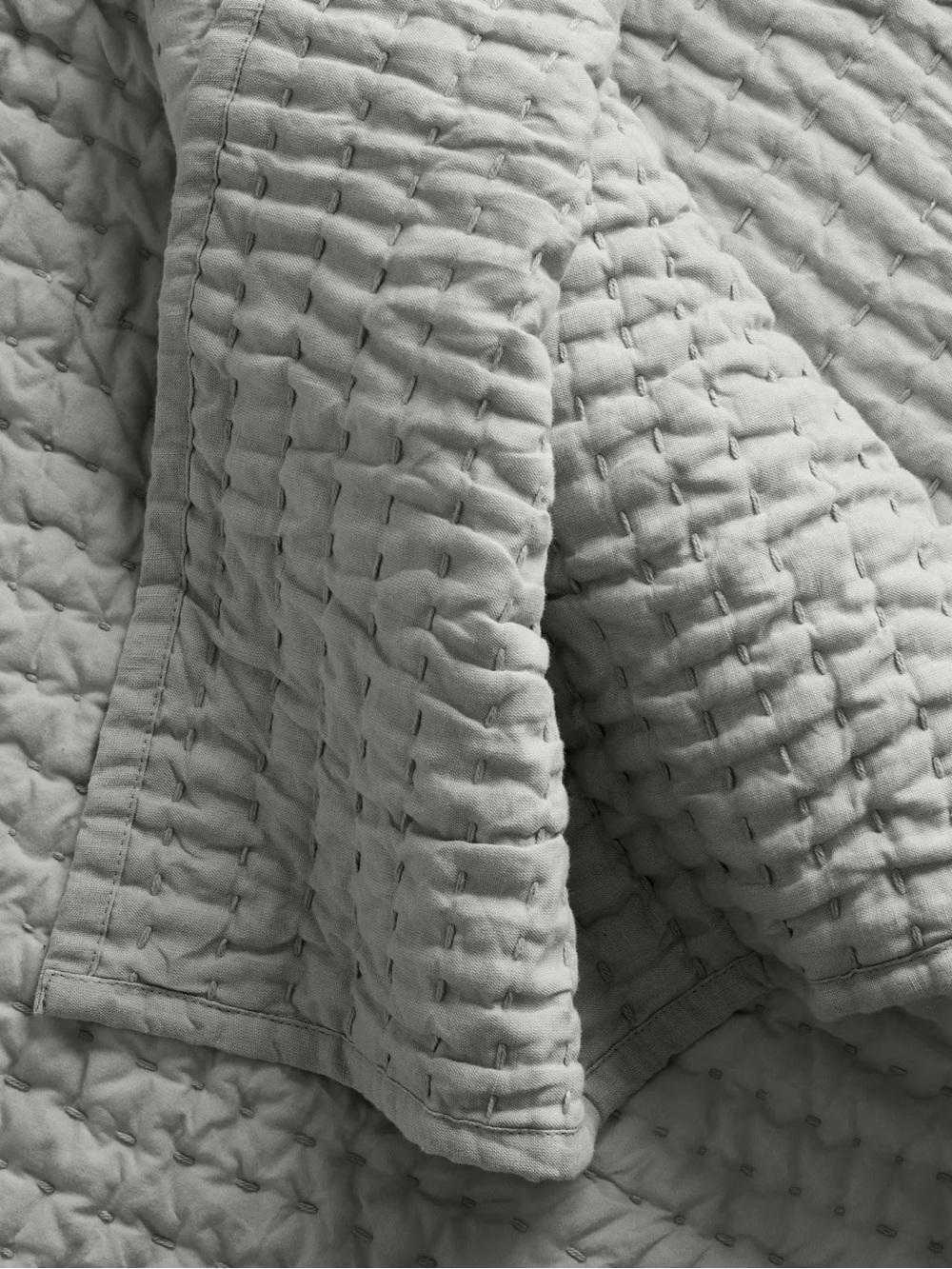 New Quince European Linen Cotton Stitch Quilt Set King/CalKing $219.90 Mist - Picture 4 of 9